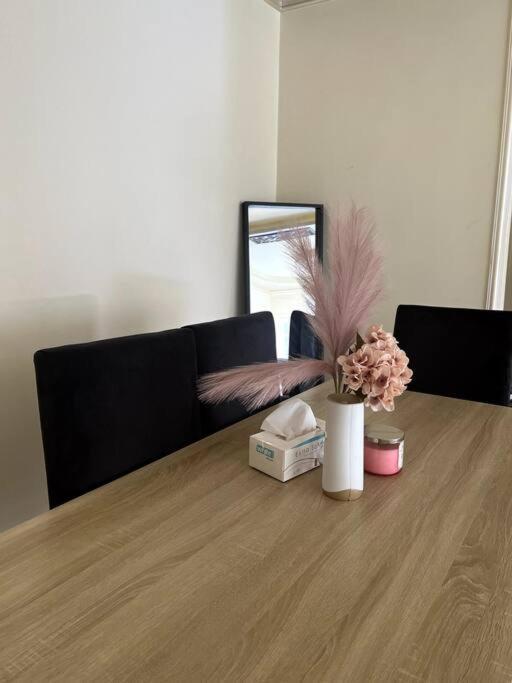 Apartmán Beachside Bliss: Just Steps From The Shore *